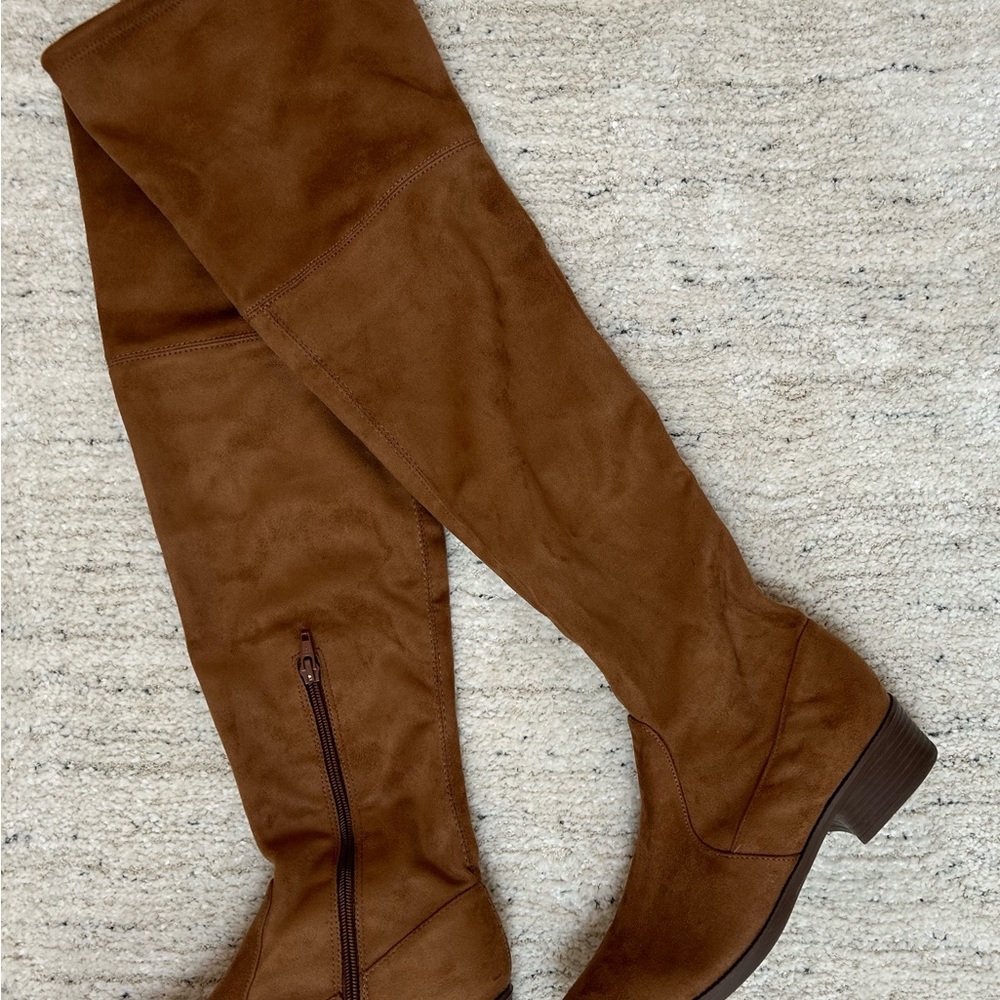 Knee-high Nobuck Boots Made in Brazil - Picture 9 of 10